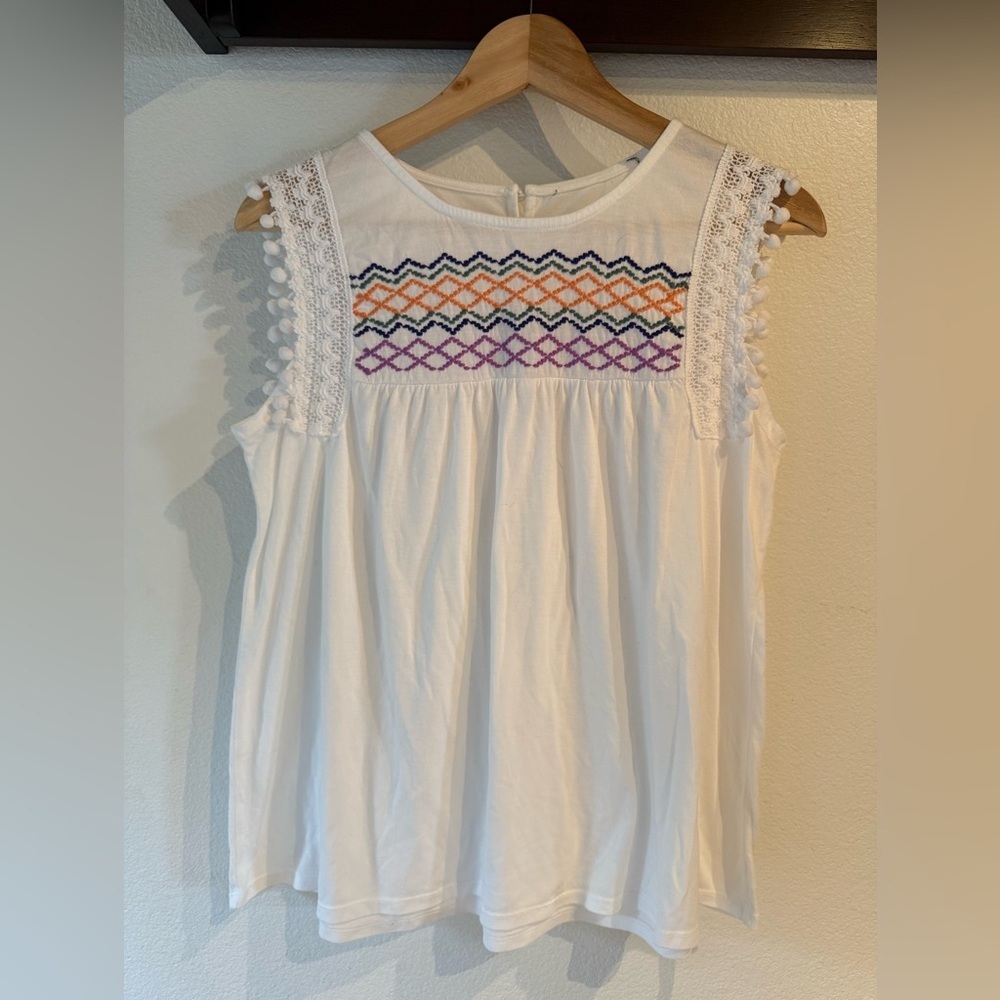 Colorful Geometric Embroidered White Sleeveless Top with Pom Pom Trim, Size M